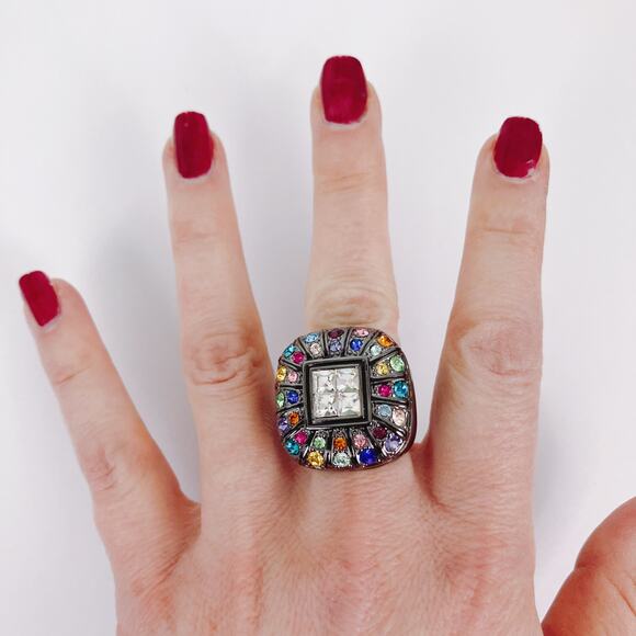 Y2K Princess Amanda Borghese Cocktail Ring Rainbow Rhinestones Gunmetal Size 7 - Picture 7 of 12